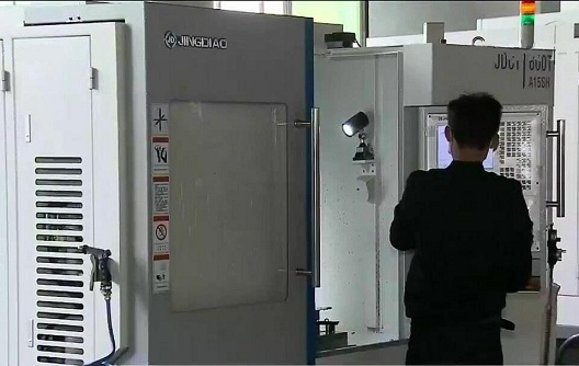 Advanced CNC machine in Shunhao