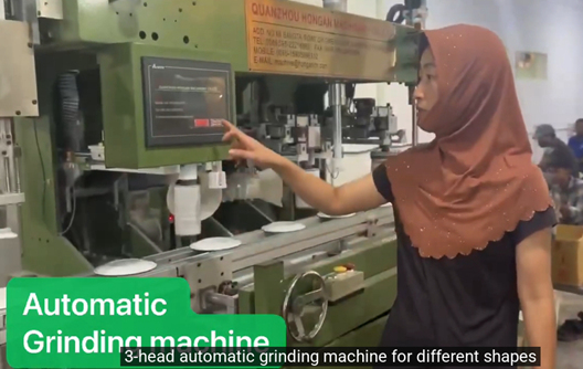 ¿Cómo automatizar el pulido de placas de melamina?