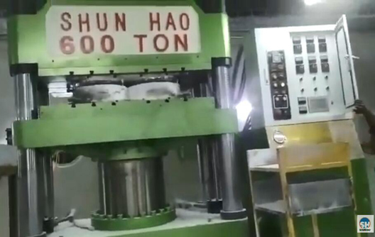 Máquinas de moldeo a presión de melamina de 600 toneladas
